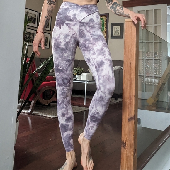 Lululemon criss cross align - Picture 6 of 8